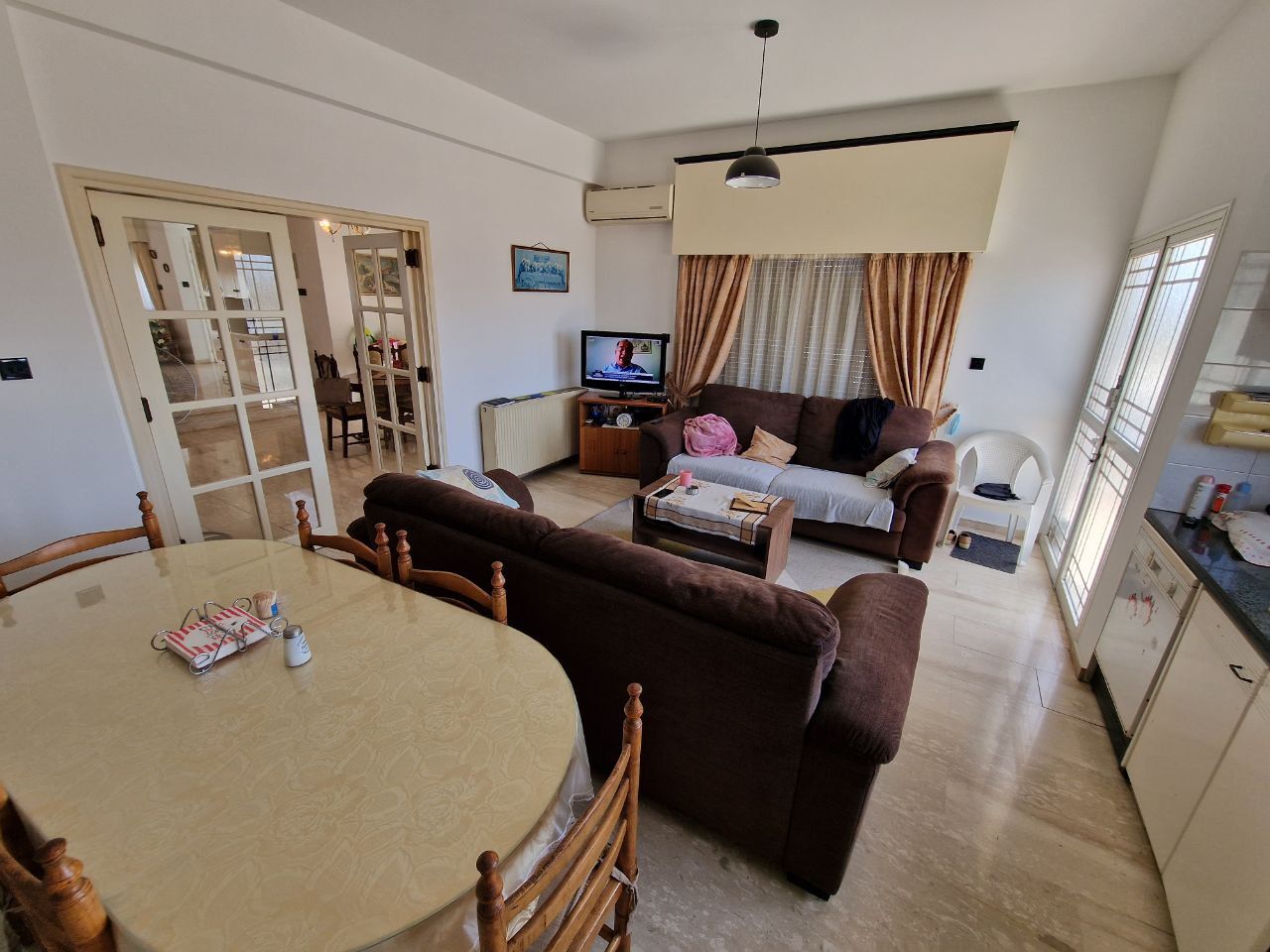 Casa a Nicosia, Cipro, 270 m² - foto 7