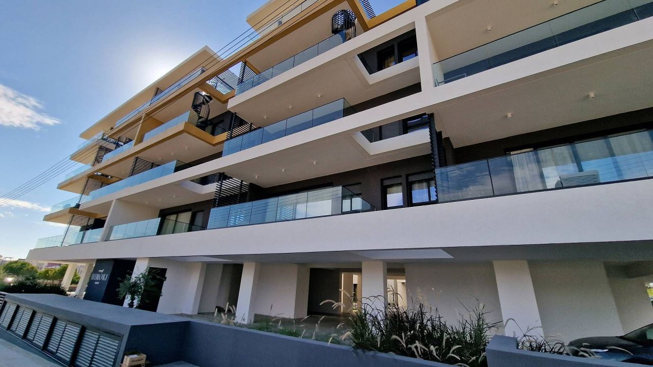 Piso en Limasol, Chipre, 160 m² - imagen 14
