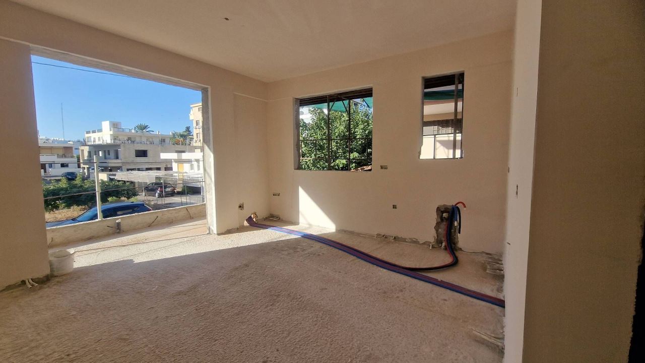Flat in Paphos, Cyprus, 86 m² - picture 16