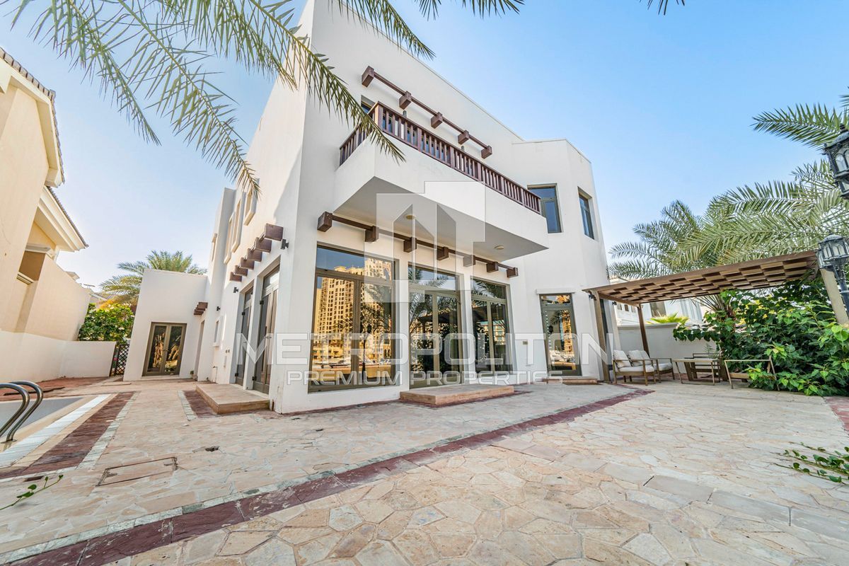 Villa in Dubai, VAE, 465 m² - Foto 1