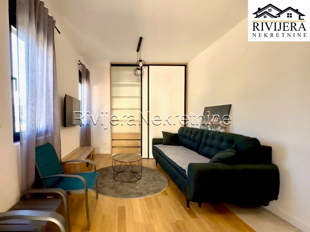 Flat in Herceg-Novi, Montenegro, 31 m² - picture 2