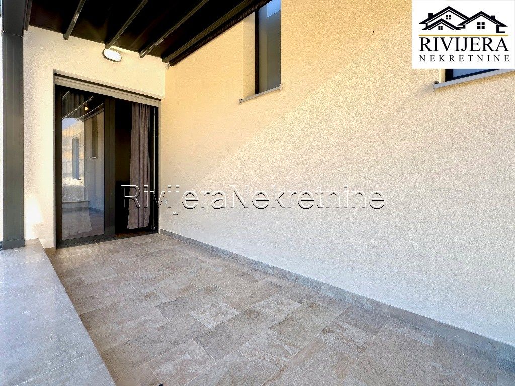 Flat in Herceg-Novi, Montenegro, 31 m² - picture 5