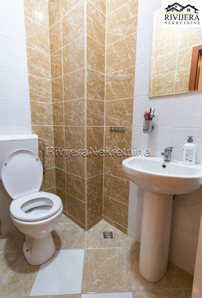 Appartement à Herceg-Novi, Monténégro, 73 m² - image 9