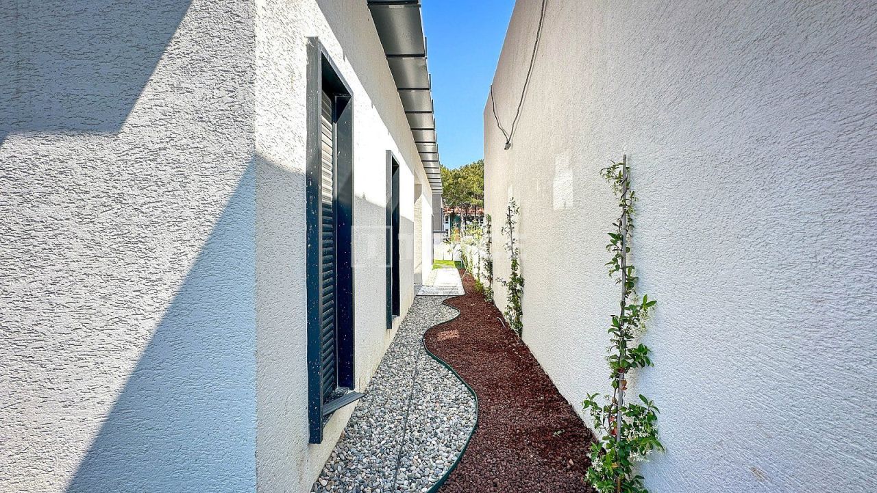 Villa a Kuşadası, Turchia, 445 m² - foto 12