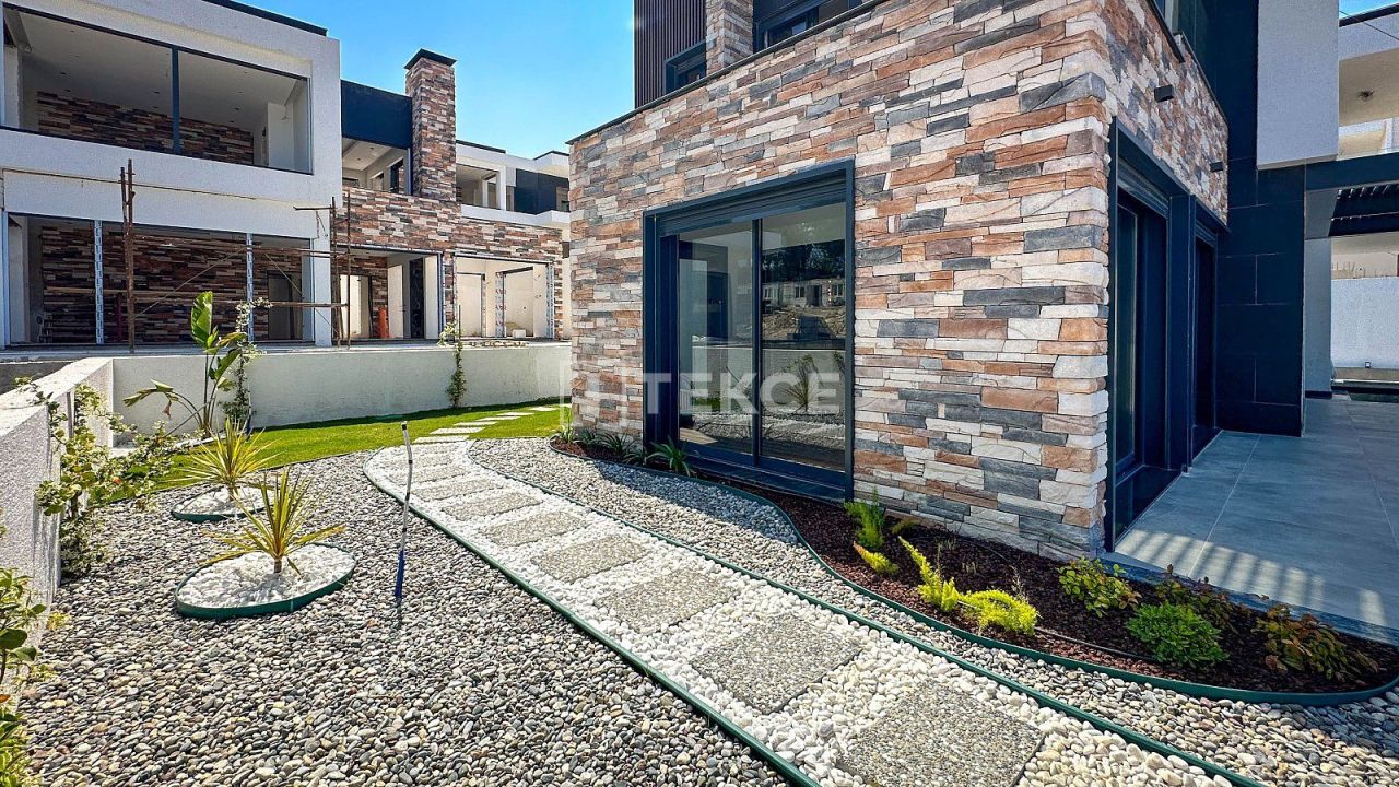 Villa a Kuşadası, Turchia, 445 m² - foto 14