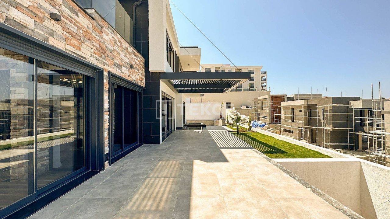 Villa a Kuşadası, Turchia, 445 m² - foto 17