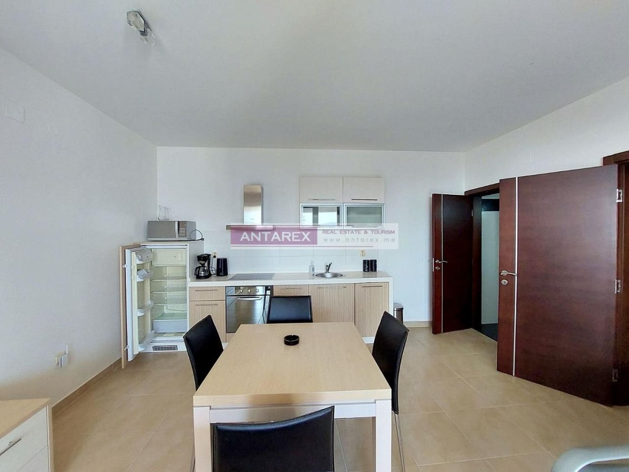 Appartement à Herceg-Novi, Monténégro, 73 m² - image 2