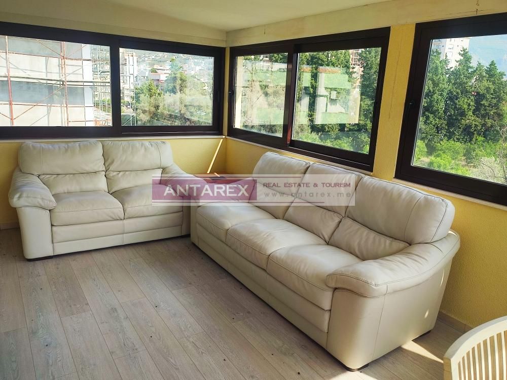 Apartment in Bar, Montenegro, 65 m² - picture 4