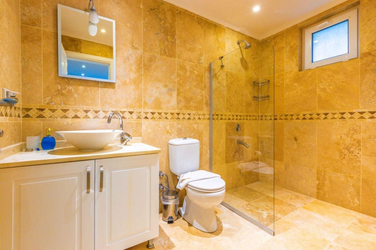 Villa à Kalkan, Turquie, 300 m² - image 9