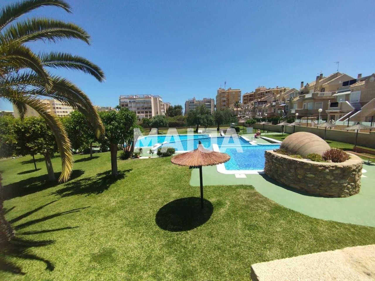 Appartement à Torrevieja, Espagne, 45 m² - image 1