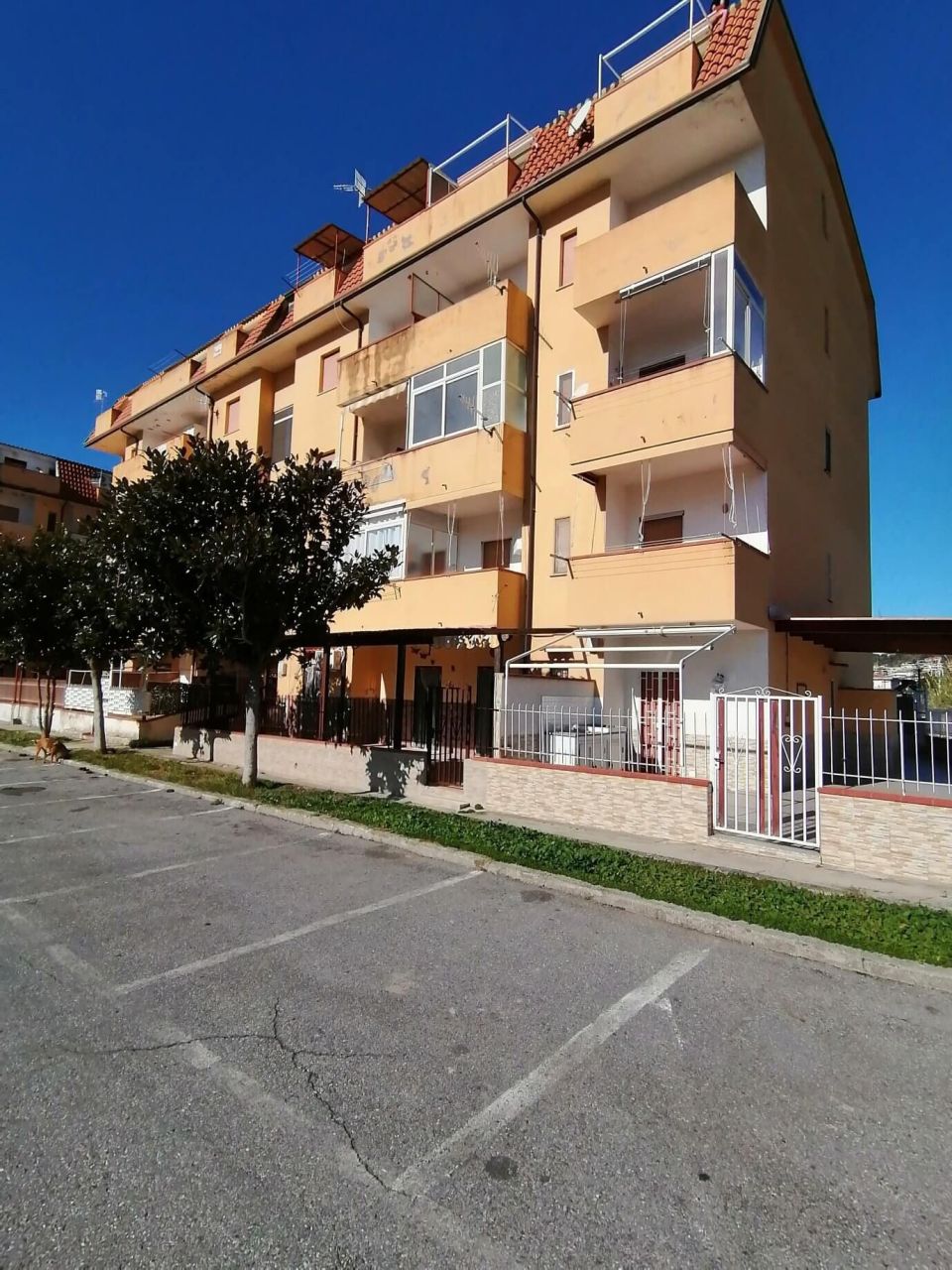 Appartement à Scalea, Italie, 70 m² - image 1