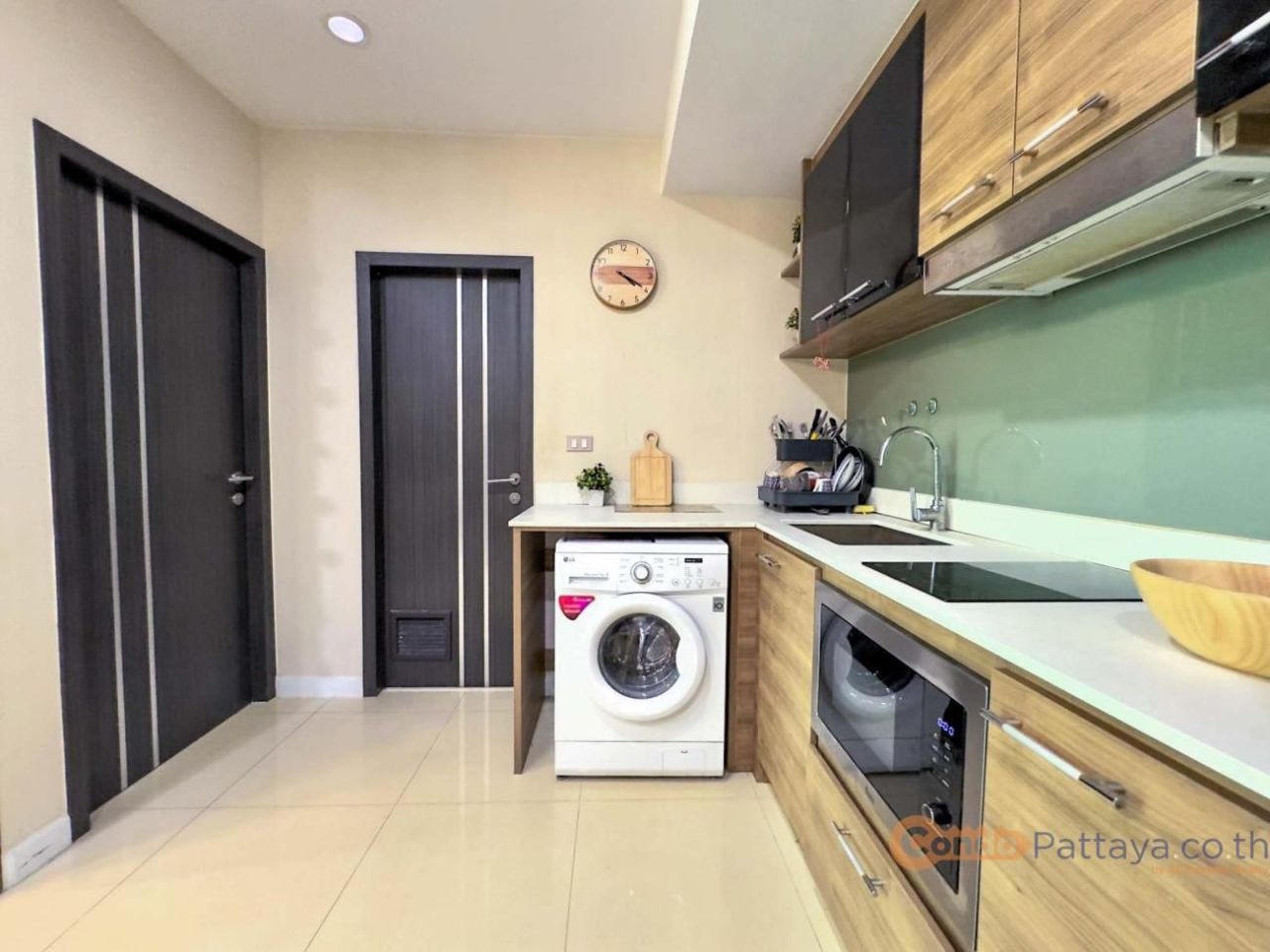 Flat in Pattaya, Thailand, 55 m² - picture 1