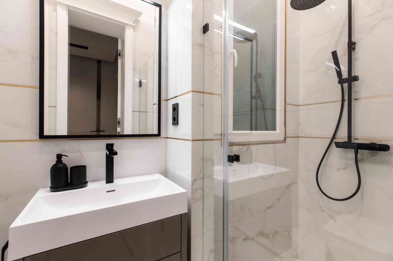 Flat in Budapest, Hungary, 90 m² - picture 16