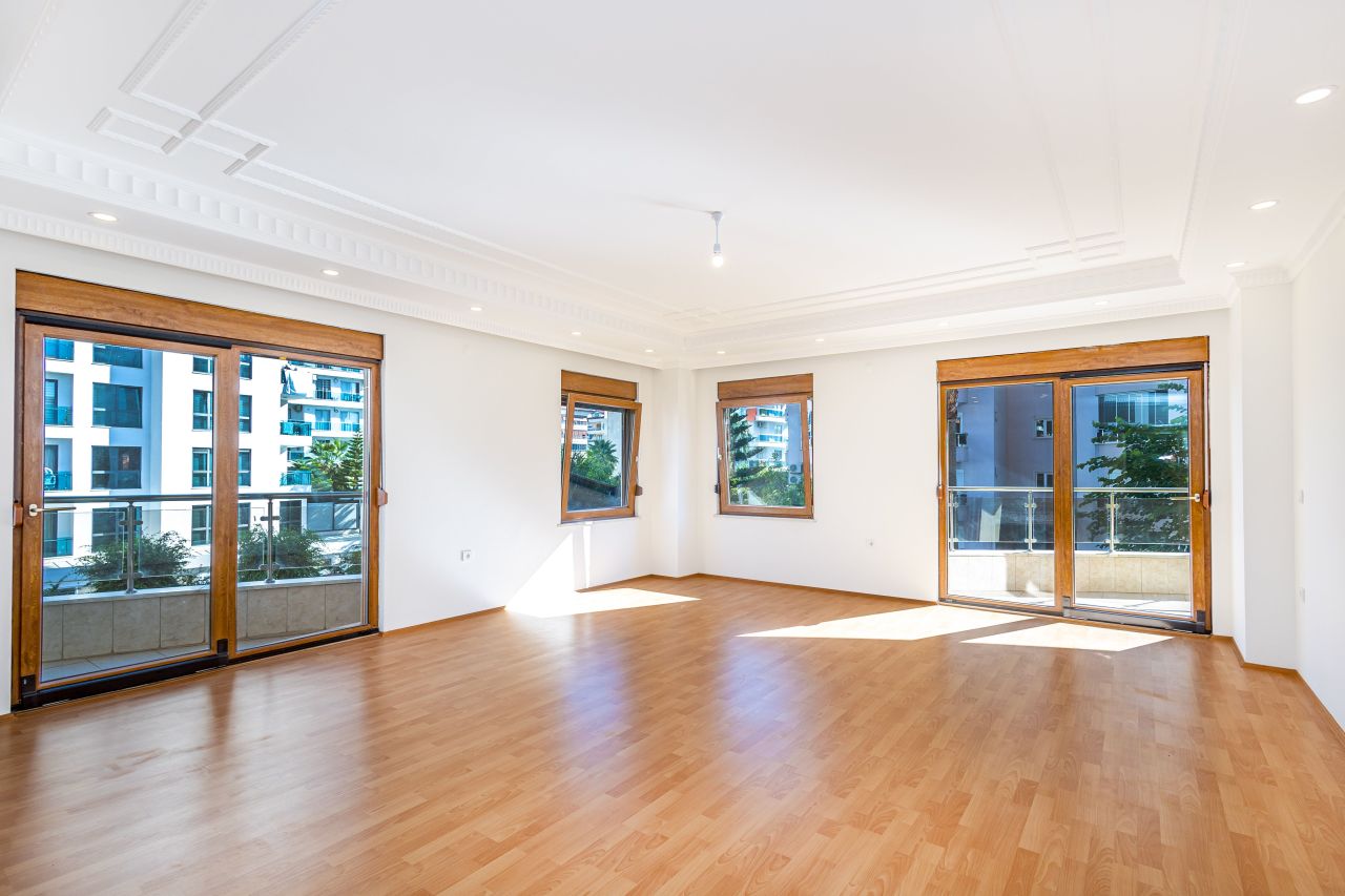 Wohnung in Alanya, Türkei, 220 m² - Foto 1