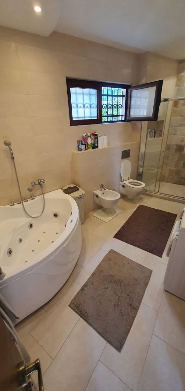 Casa a Rezevici, Montenegro, 112 m² - foto 3