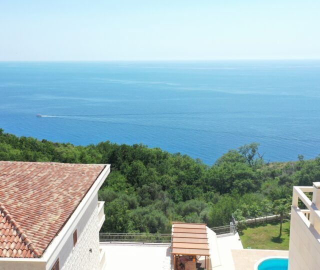 Villa à Rézévici, Monténégro, 605 m² - image 6