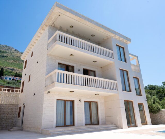 Villa à Rézévici, Monténégro, 605 m² - image 8