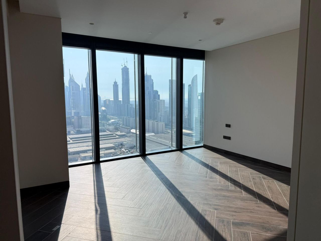 Piso en Dubái, EAU, 224.54 m² - imagen 1