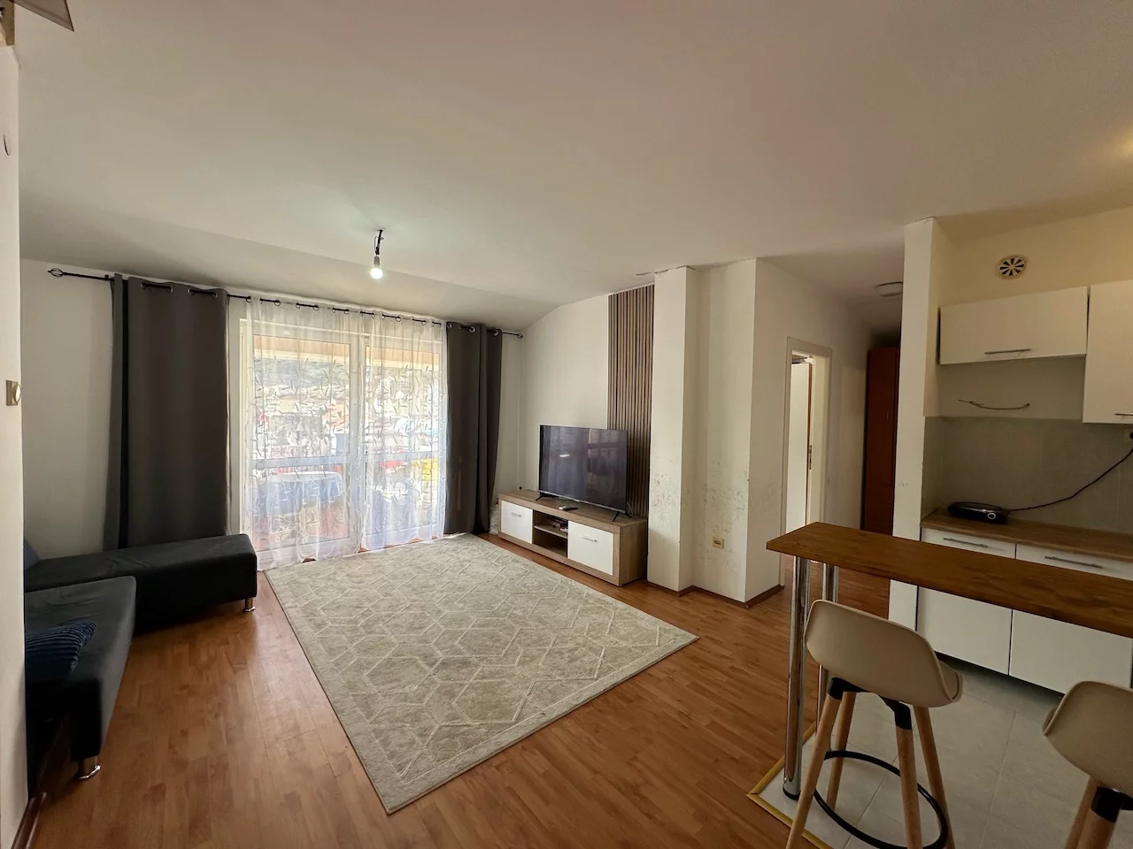 Wohnung in Budva, Montenegro, 50 m² - Foto 1