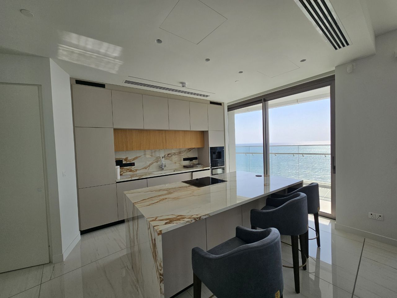 Piso en Germasogeia, Chipre, 238 m² - imagen 7