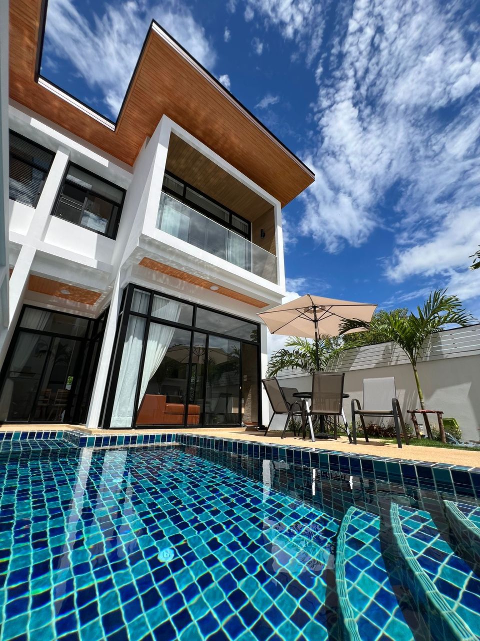 Villa in Insel Phuket, Thailand, 150 m² - Foto 1