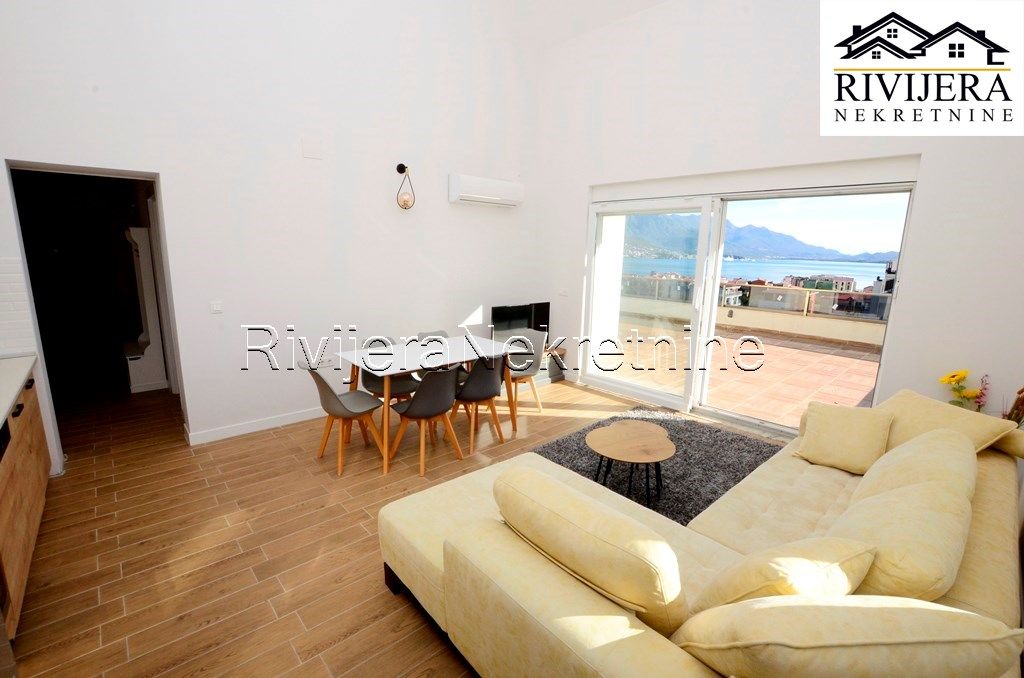 Penthouse à Herceg-Novi, Monténégro, 150 m² - image 1