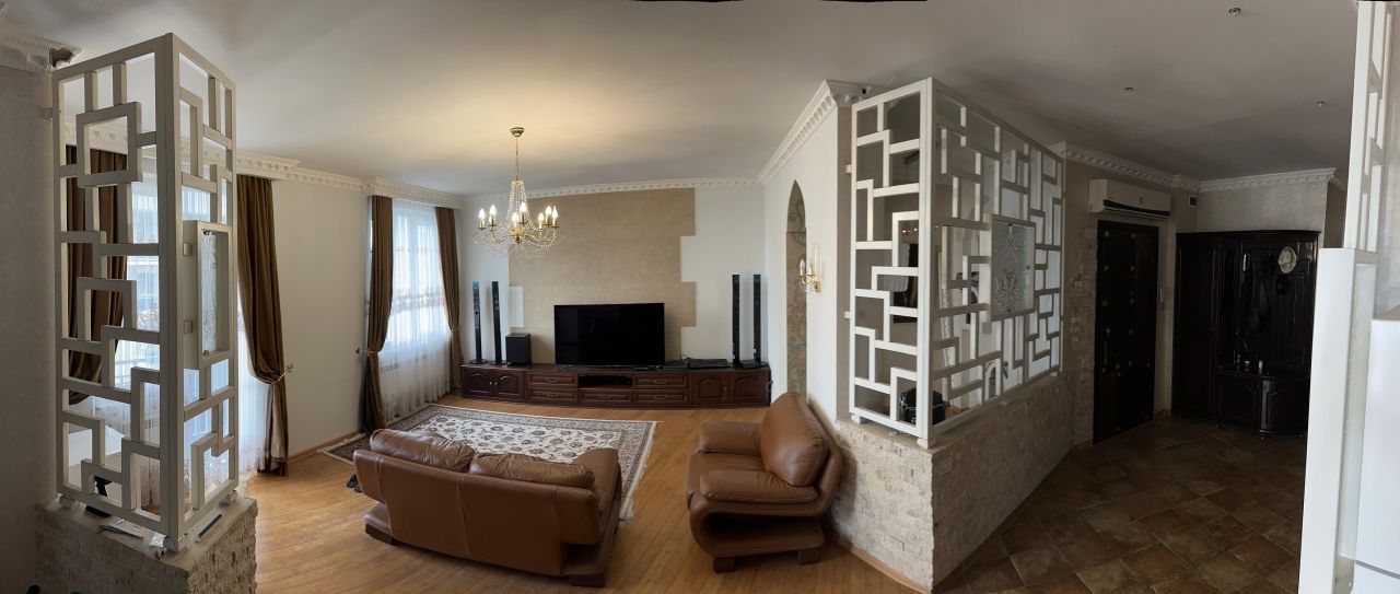 Flat in Batumi, Georgia, 110 m² - picture 1