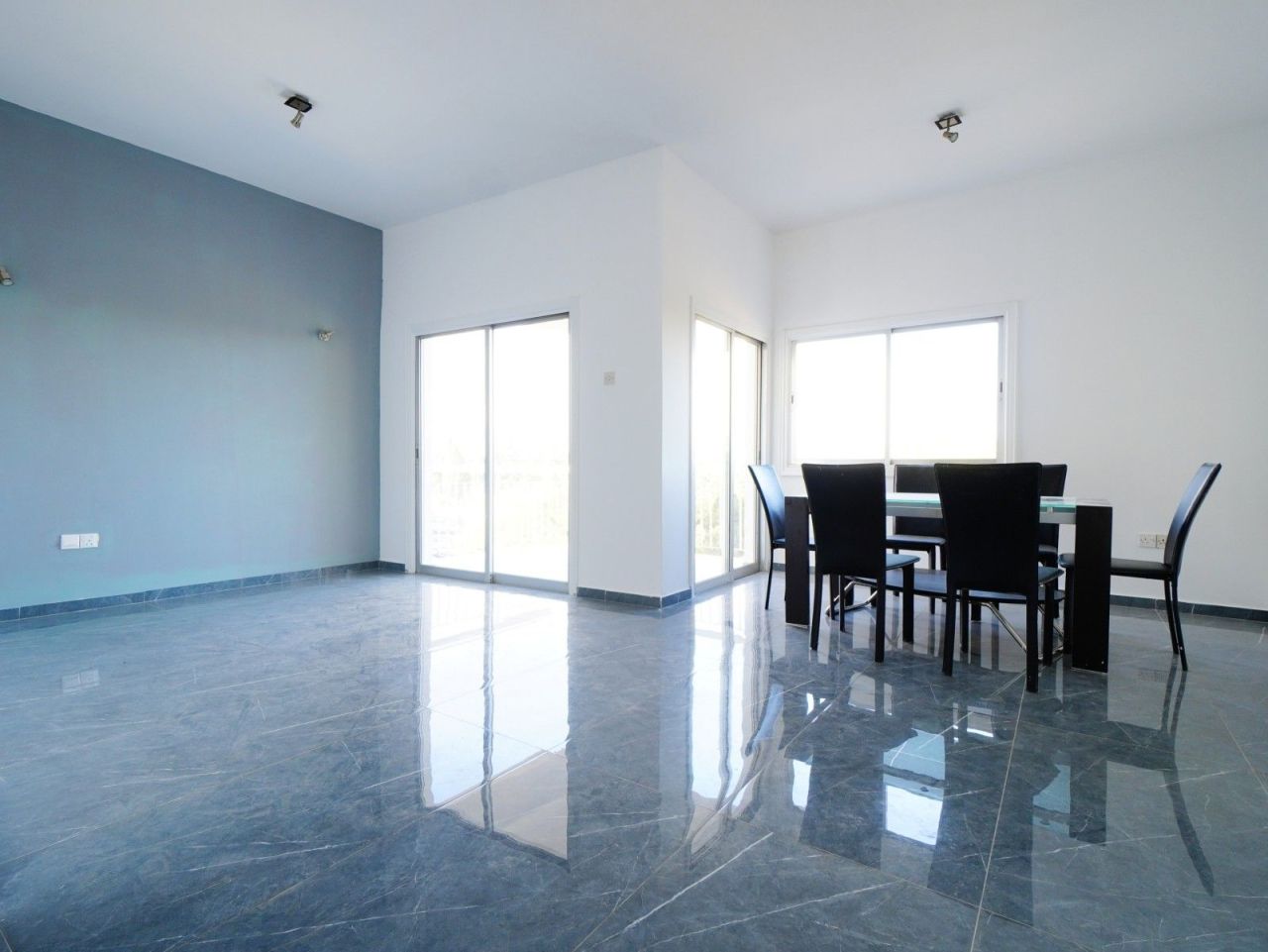 Apartment in Larnaca, Cyprus, 110 m² - picture 1