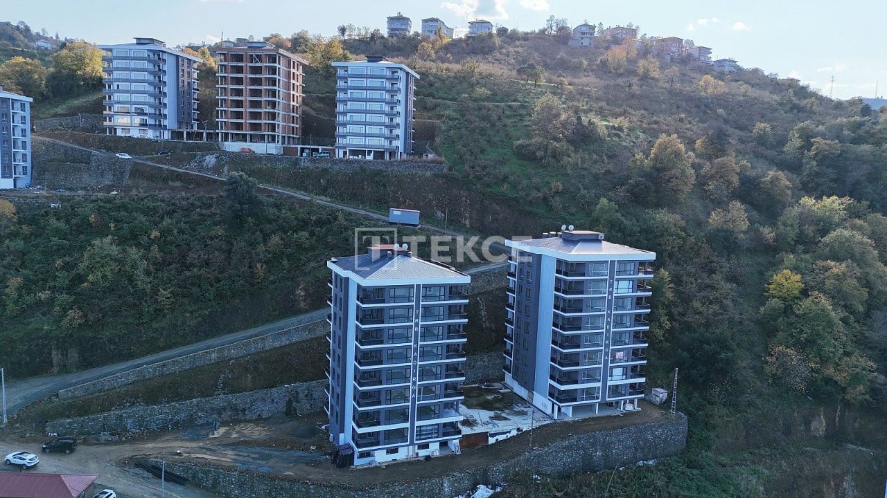 Apartment Yomra, Turkey, 204 m² - picture 1