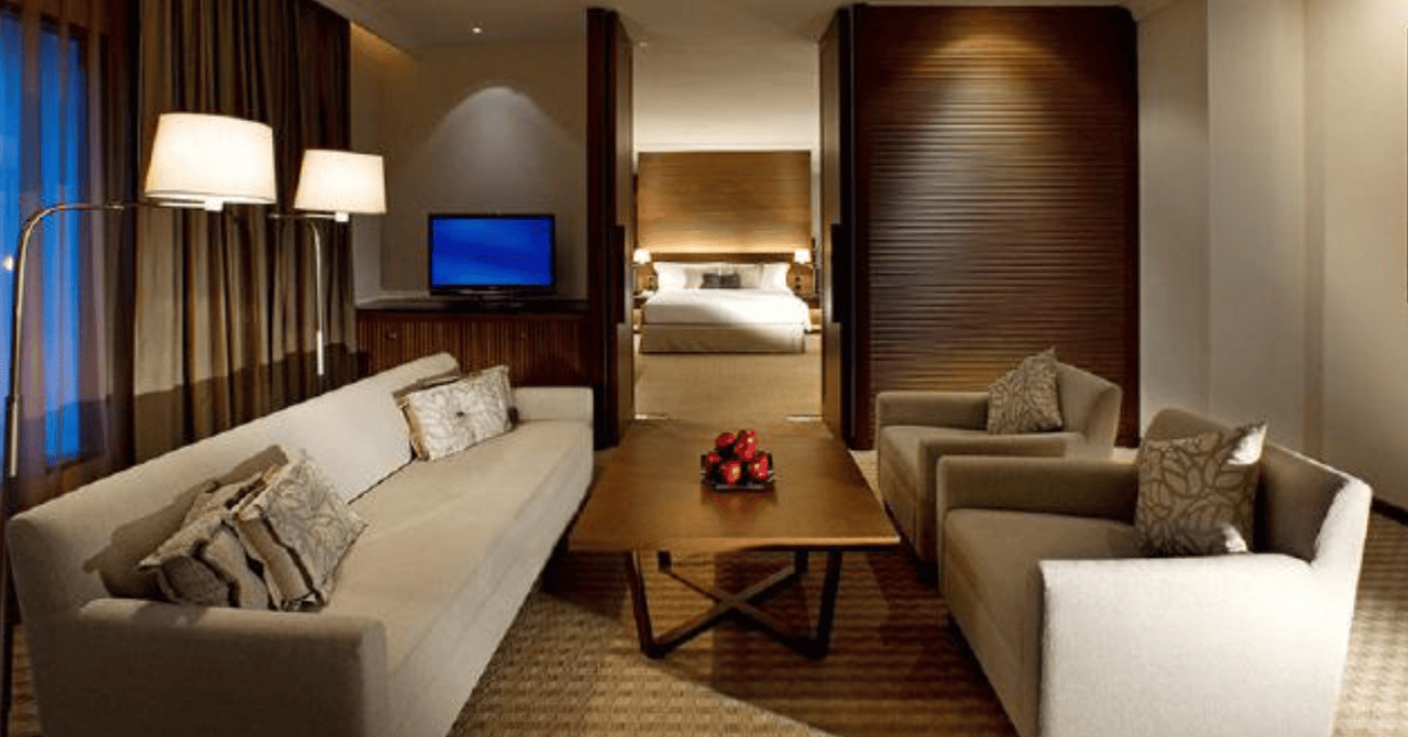 Apartment in Dubai, UAE, 93.6 m² - picture 1