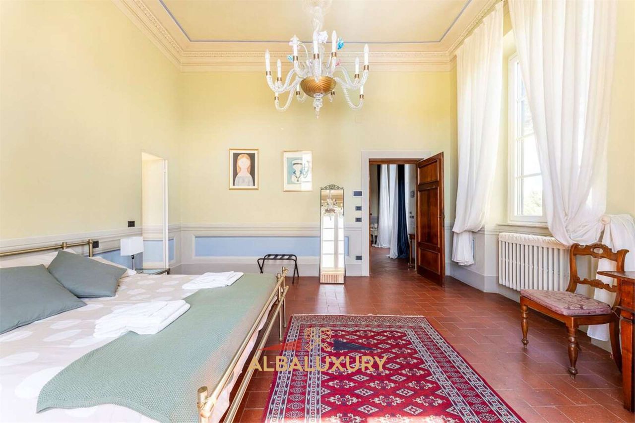 Villa en Lucca, Italia, 840 m² - imagen 5