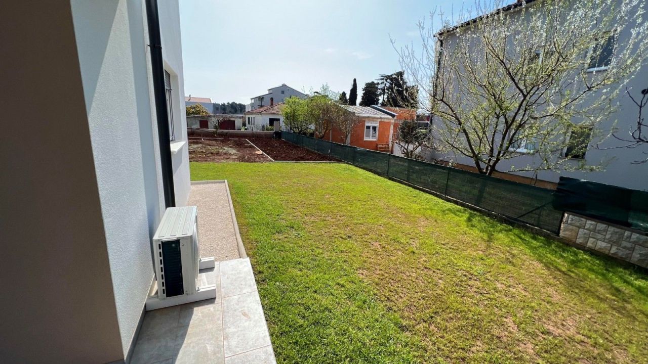 Wohnung in Fažana, Kroatien, 106 m² - Foto 1