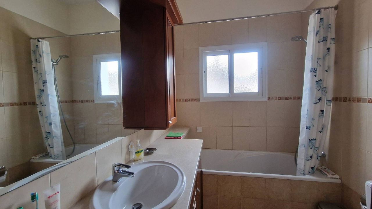 Casa en Agios Tychon, Chipre, 236 m² - imagen 13