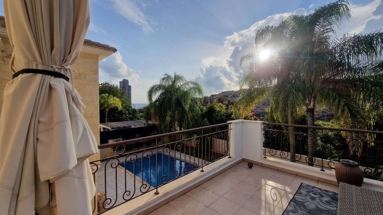 Casa en Agios Tychon, Chipre, 236 m² - imagen 14