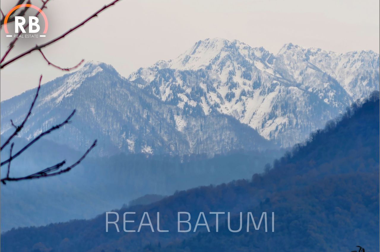 Terreno a Batumi, Georgia, 3 305 m2 - foto 4