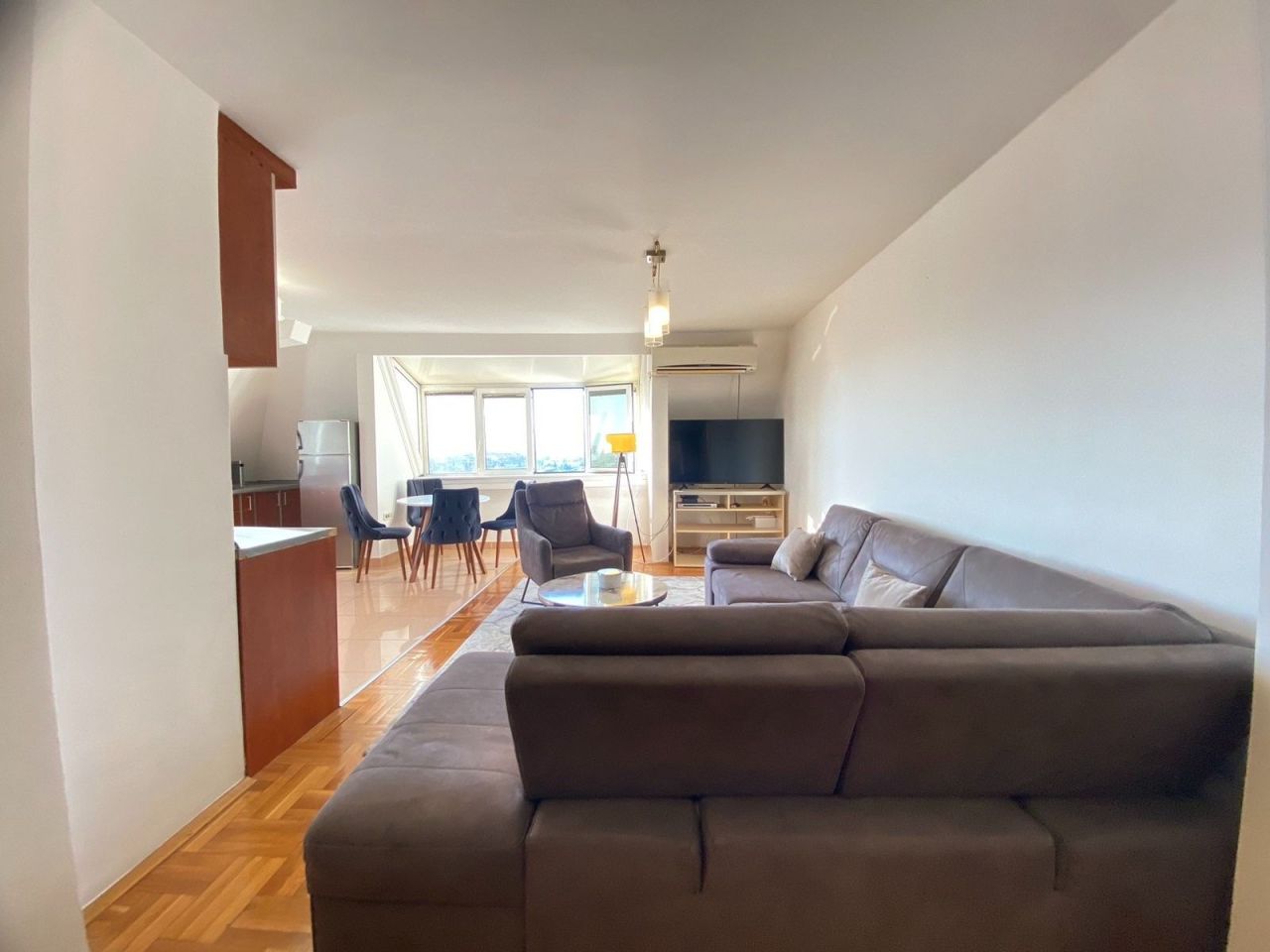 Wohnung in Podgorica, Montenegro, 86 m² - Foto 1