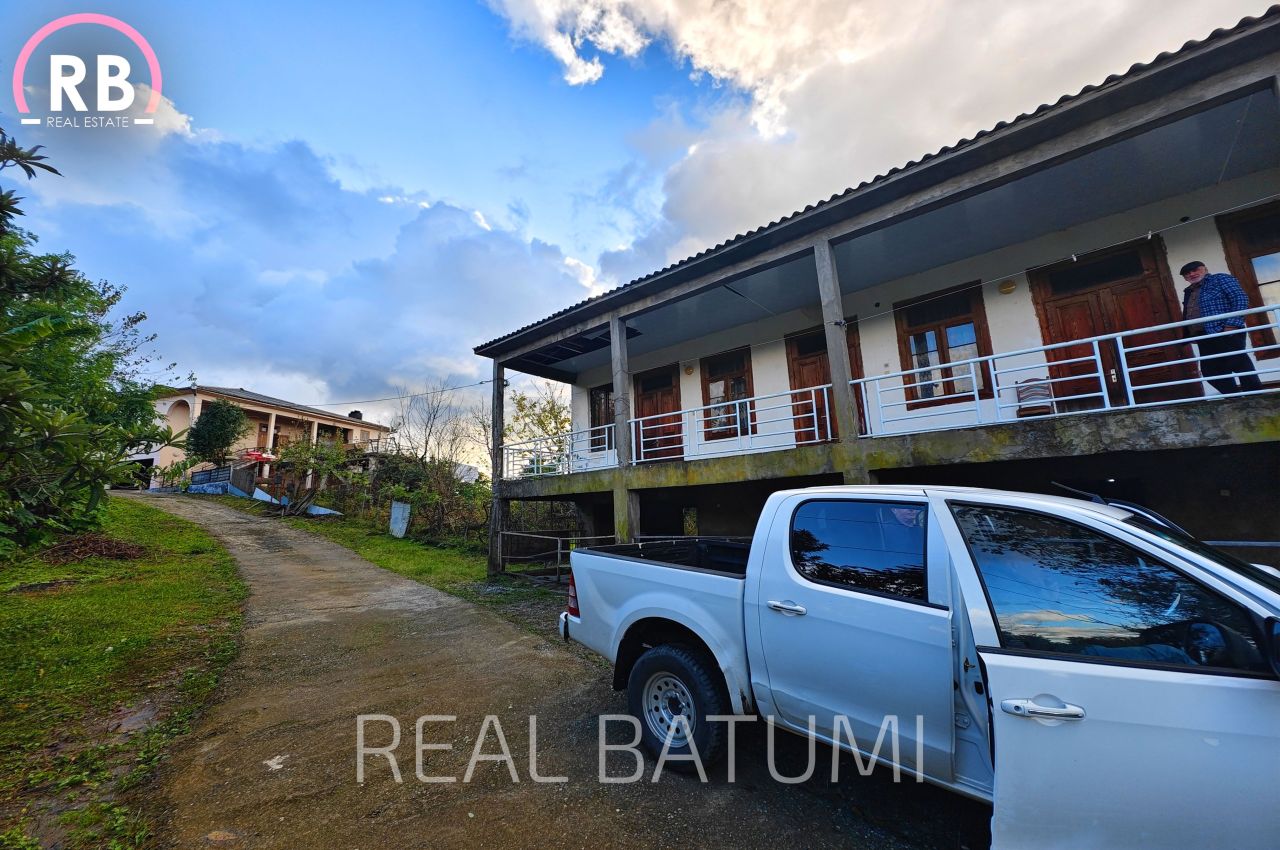 Terreno a Batumi, Georgia, 2 500 m2 - foto 11