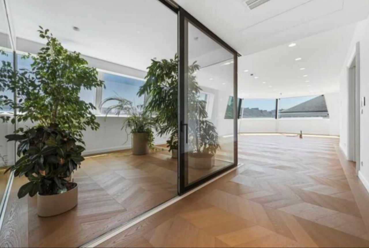 Flat in Vienna, Austria, 265.57 m² - picture 1