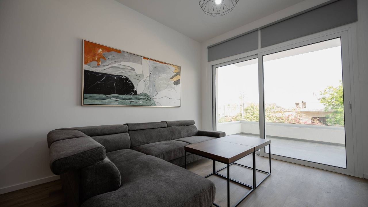 Piso en Aradippou, Chipre, 99.15 m² - imagen 1