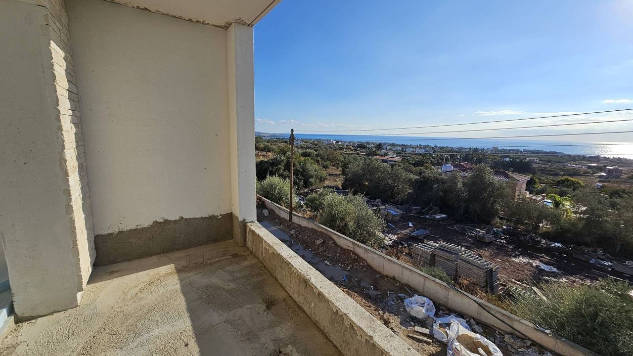 Maison à Pejia, Chypre, 235 m² - image 4
