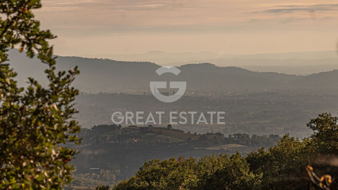 Casa en Arezzo, Italia, 380 m² - imagen 16