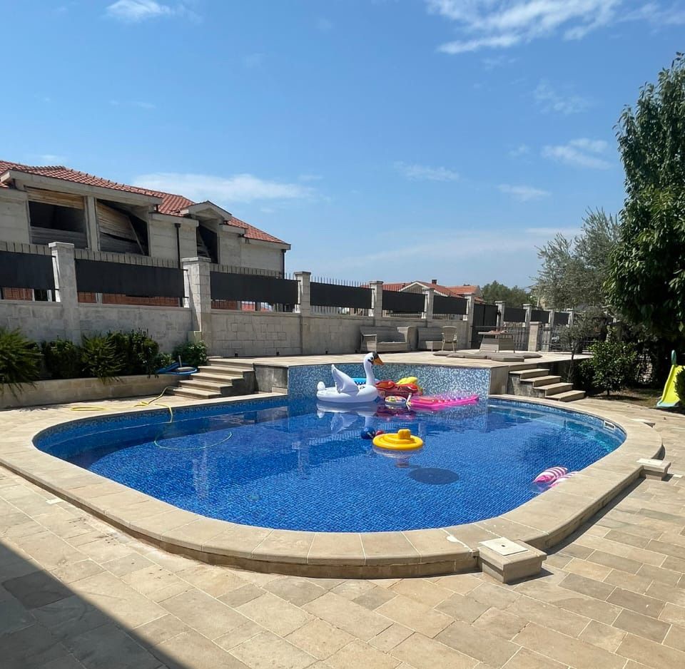 Piso en Kotor, Montenegro, 85 m² - imagen 1