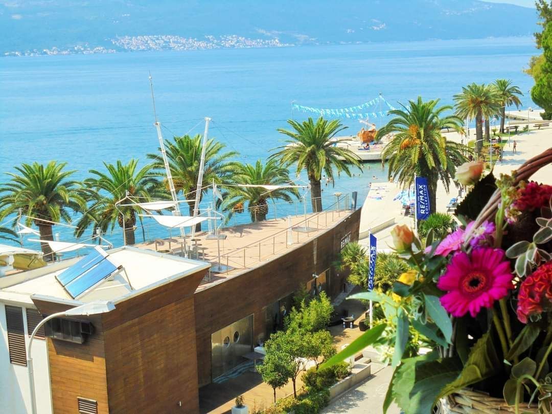 Apartamento en Tivat, Montenegro, 40 m² - imagen 1