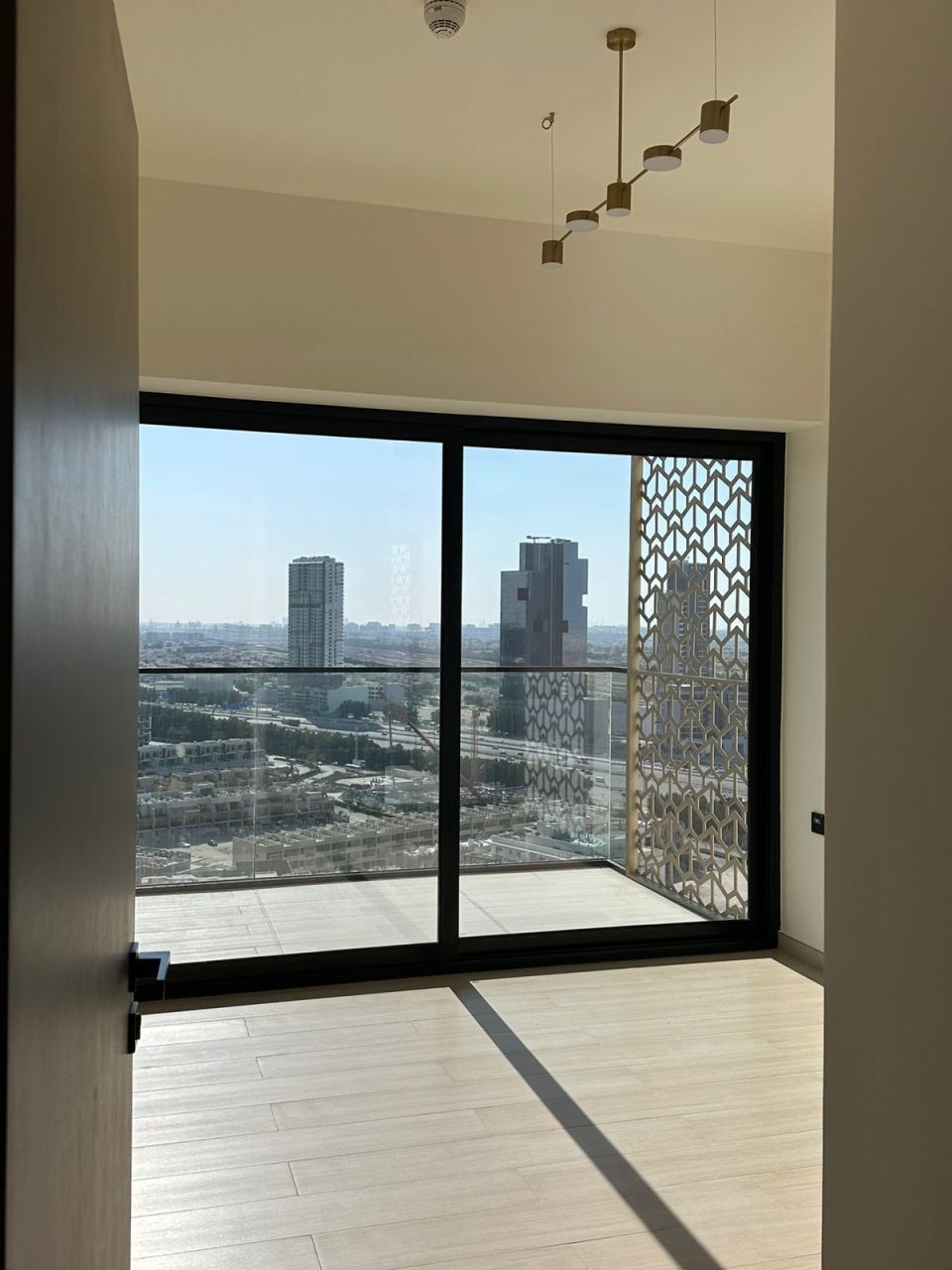 Flat in Dubai, UAE, 62.07 m² - picture 1