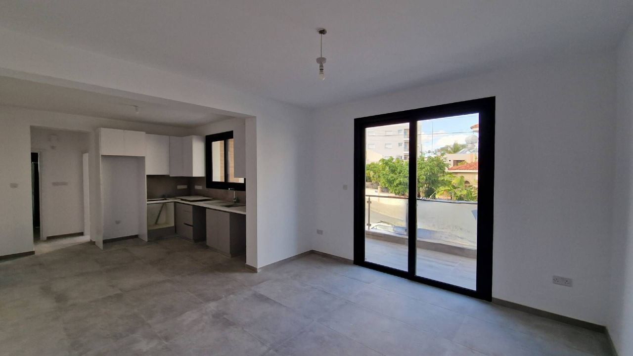 Appartement à Agios Athanasios, Chypre, 89 m² - image 2