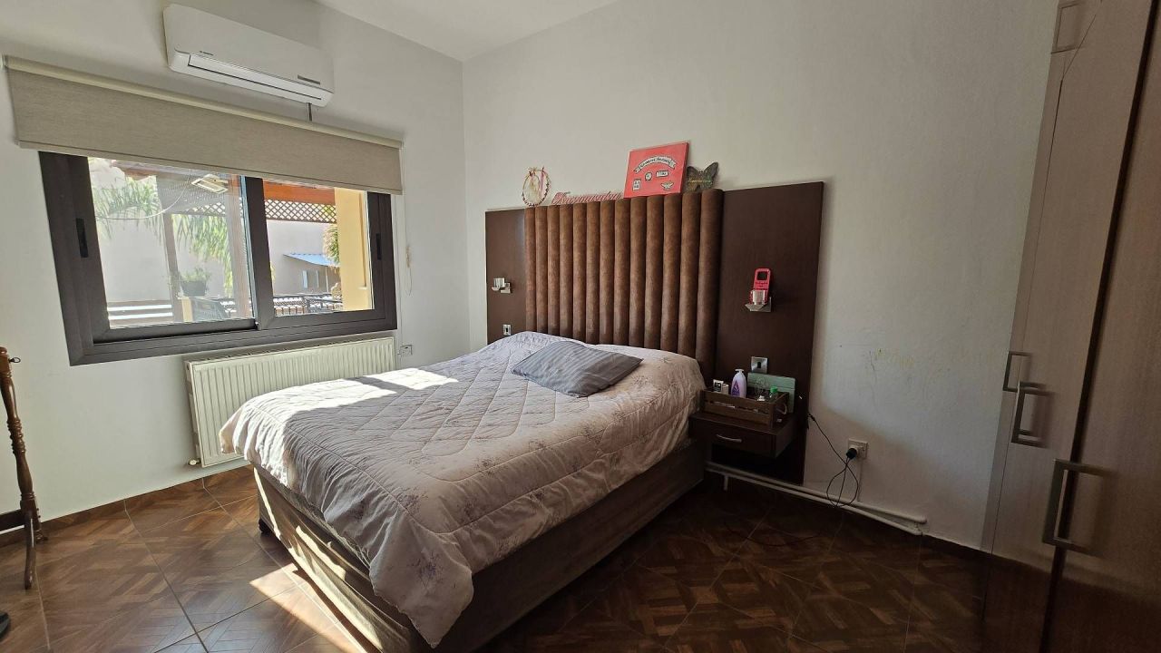 Maison à Larnaca, Chypre, 300 m² - image 12