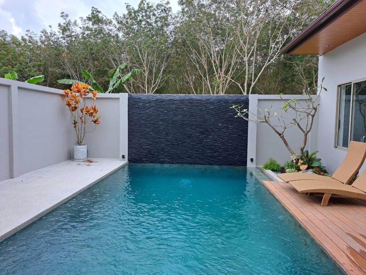 Villa in Phuket, Thailand, 244 m² - picture 1