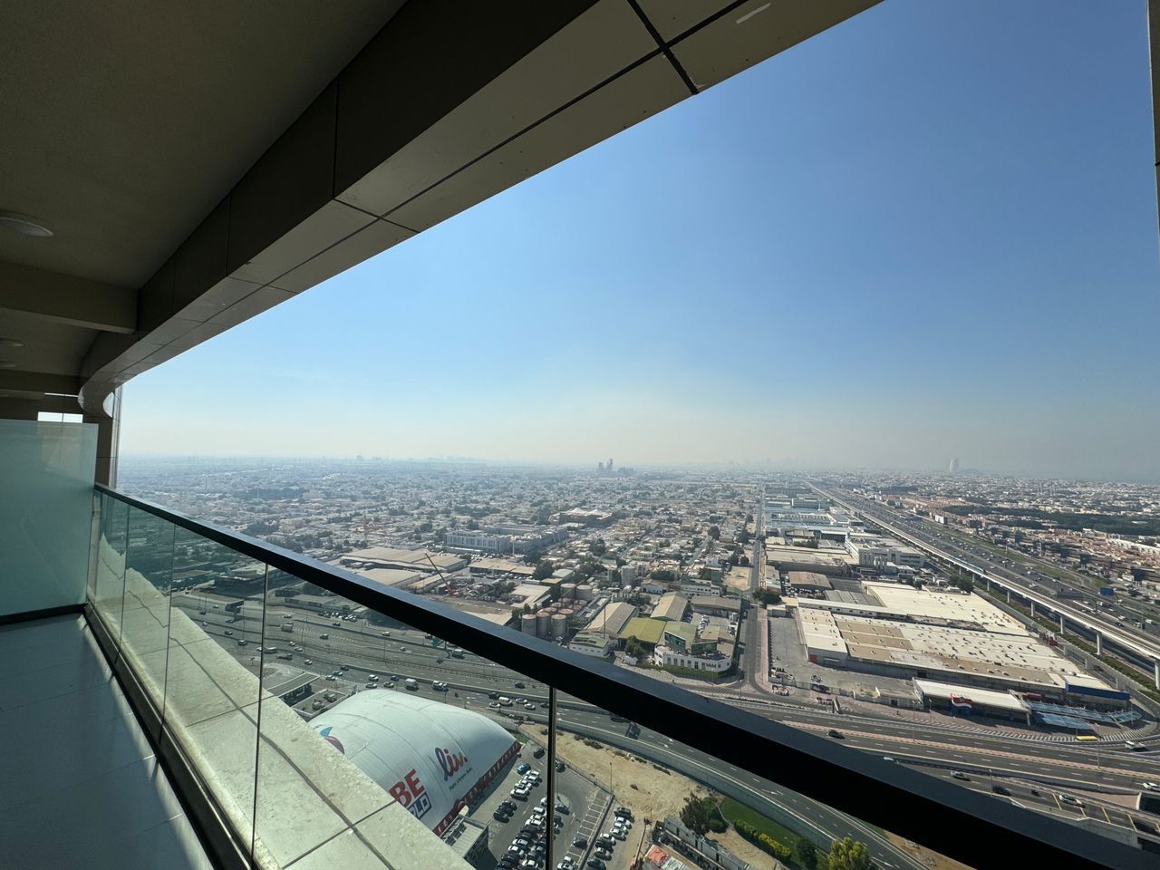 Flat in Dubai, UAE, 97 m² - picture 5