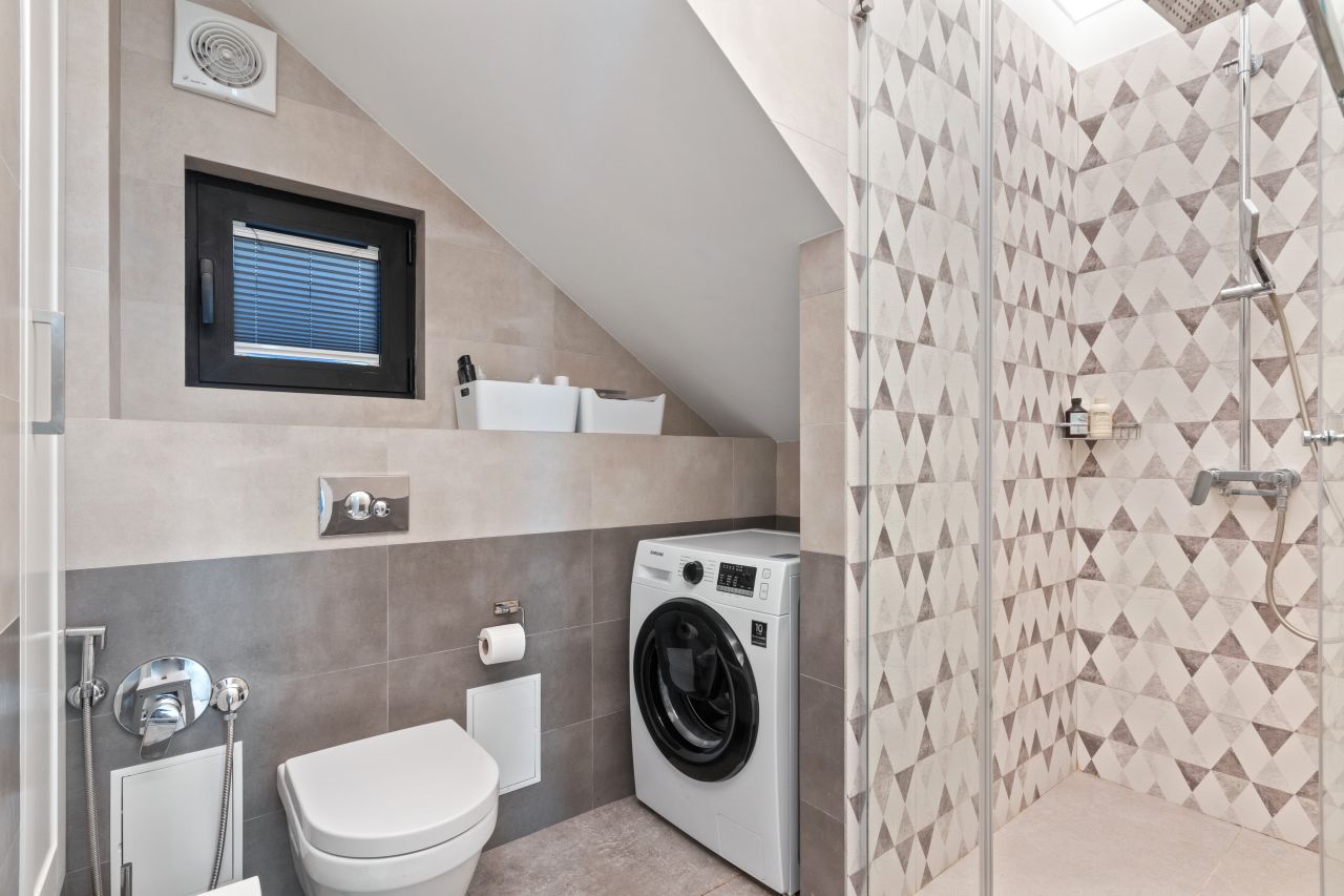 Cottage à Tivat, Monténégro, 163 m² - image 7