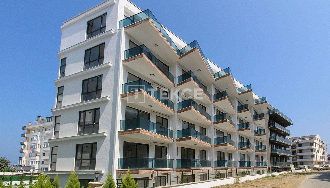 Apartment Çınarcık, Turkey, 125 m² - picture 1